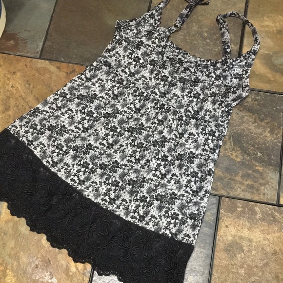 International concepts medium sheer top - Picture 5 of 7